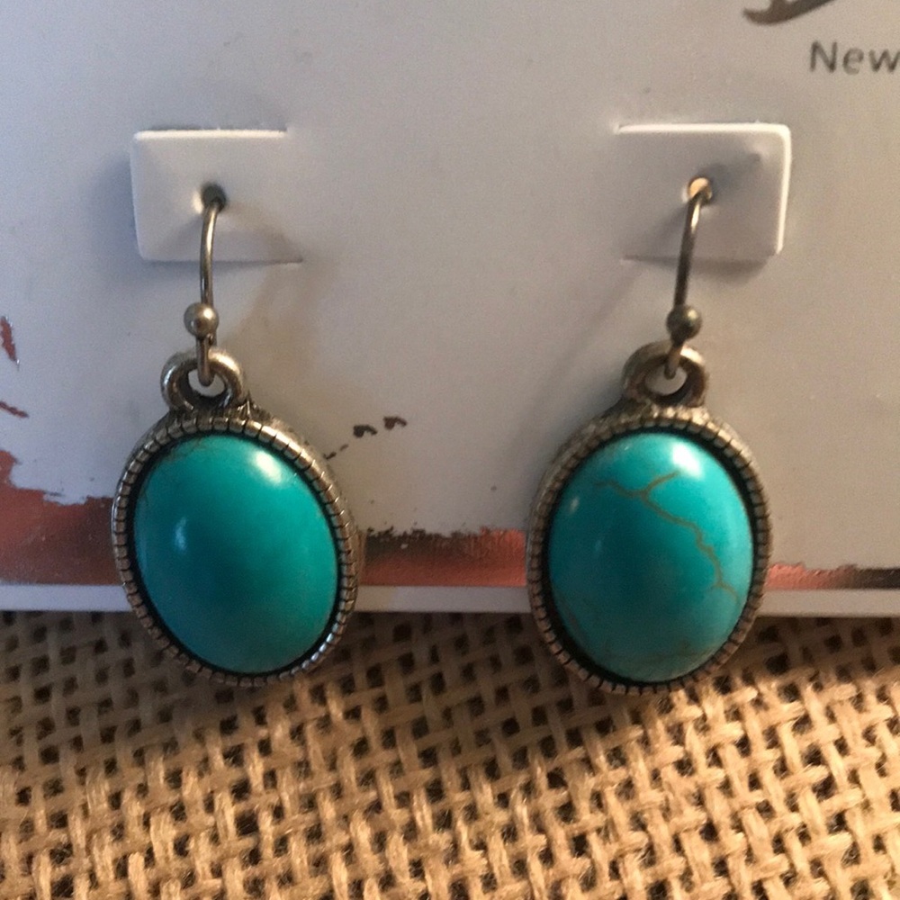 💥SOLD💥Earrings